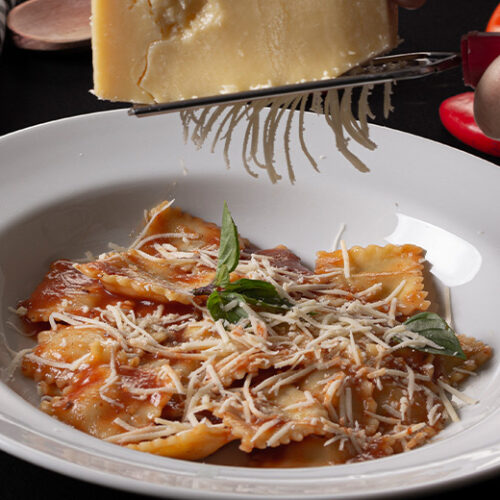 Garibaldi Italian taste restaurant Golem
